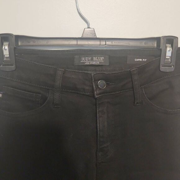 Judy Blue Womens Jeans Black 3/26 Capri Fit Tapered Stretch Denim Cotton Blend - Picture 2 of 6